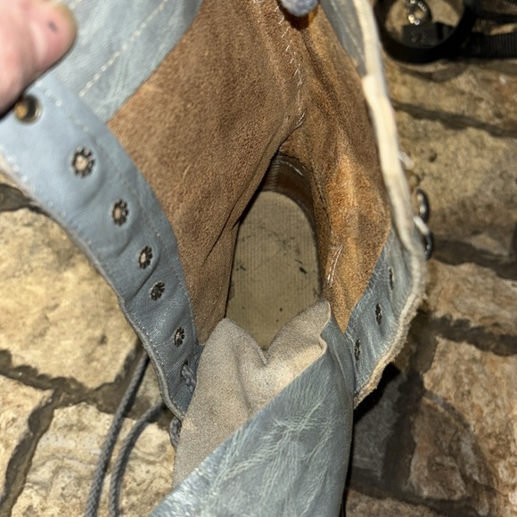 Vintage Victorian Style Leather Boots - Picture 11 of 13